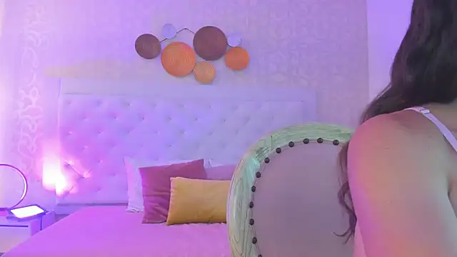 debora scoot online show from 22, 10, 2025