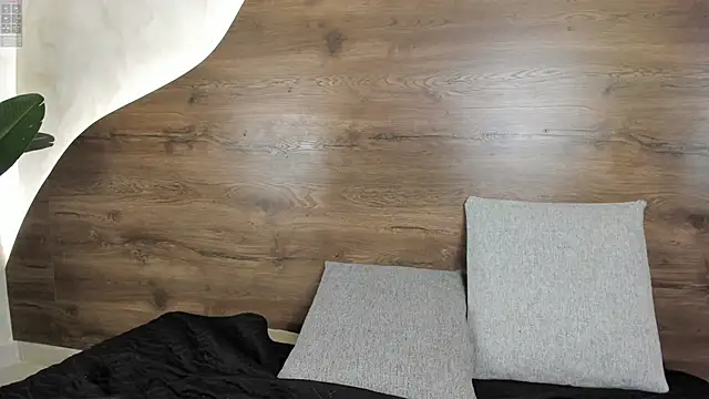 Snapshot of mia_lacy_ chatting on 12, 9, 2025 mia lacy online show from 12, 9, 2025