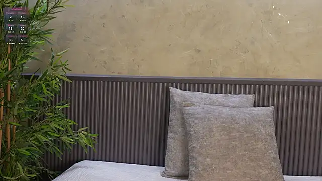 mia lacy  online show from 26, 2, 2026