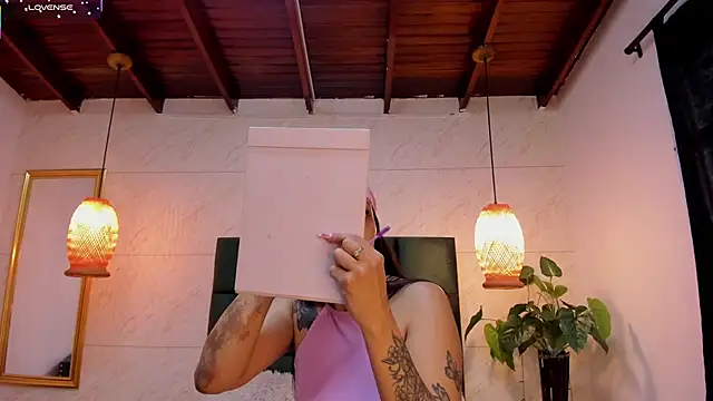 Danna williamss online show from 19, 9, 2025