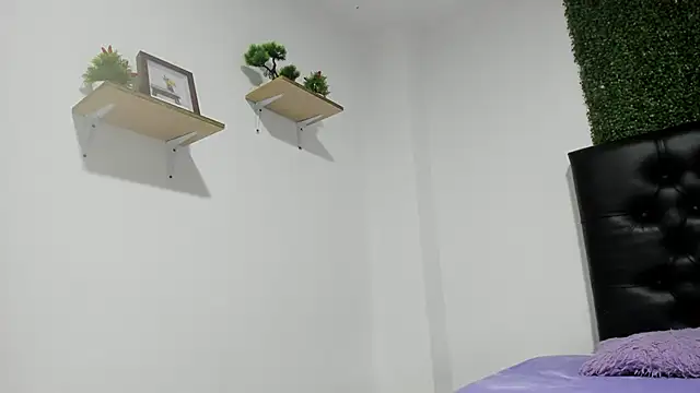 Pinkyhot 69 online show from 2, 12, 2025