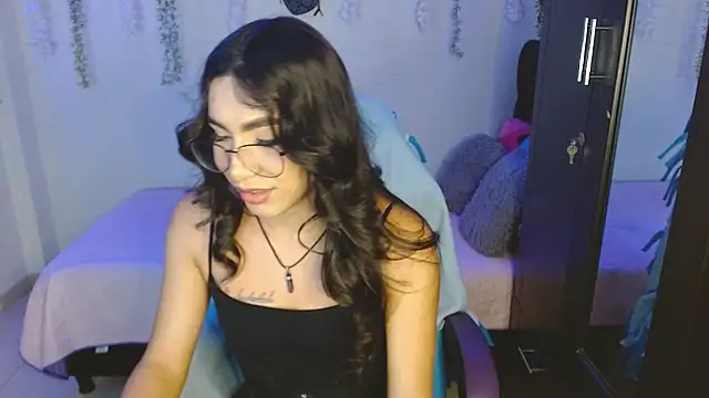 Lyaa Cute online show from 22, 4, 2026