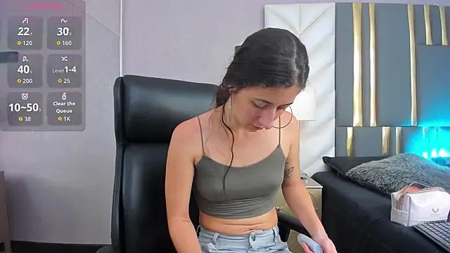 SaraJonness online show from 18, 11, 2025