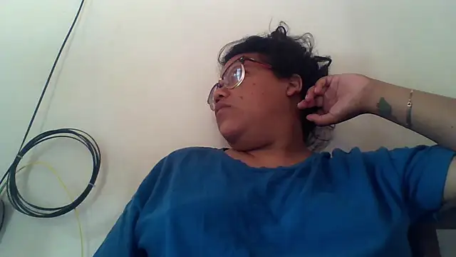 Snapshot of Valeria_Tiffany chatting on 4, 4, 2026 Valeria Tiffany online show from 4, 4, 2026