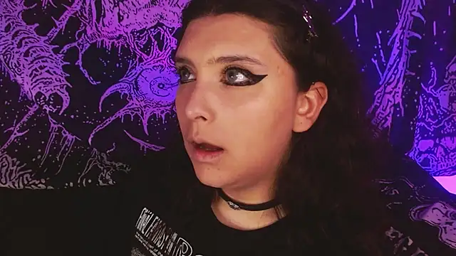 mikaskullcs online show from 19, 11, 2025