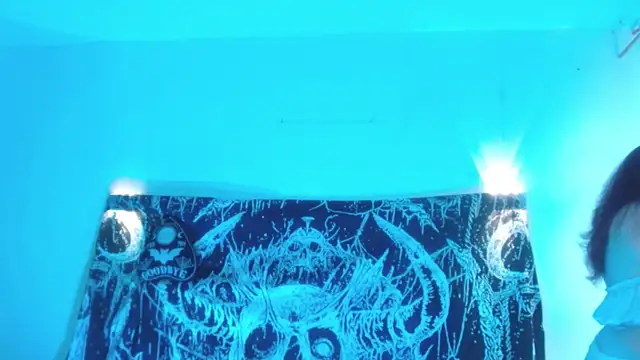 mikaskullcs online show from 21, 7, 2026