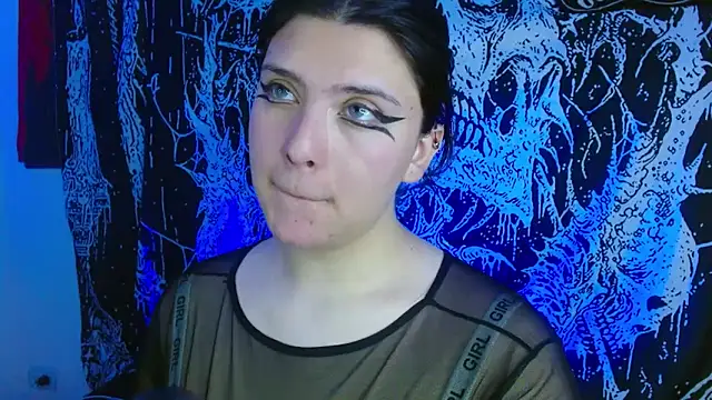 mikaskullcs online show from 3, 10, 2025