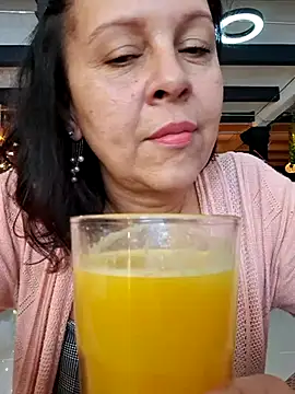 Amadamilf1980 online show from 23, 9, 2025