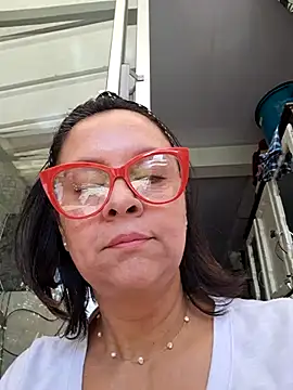 Amadamilf1980 online show from 1, 12, 2025