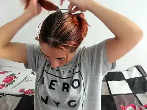 DulceXmile online show from 22, 10, 2025