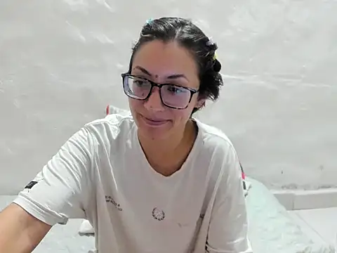 DulceXmile online show from 7, 1, 2026