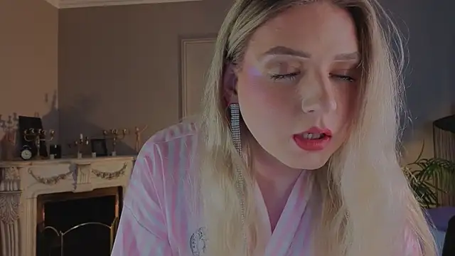 Jes Solar online show from 15, 4, 2026