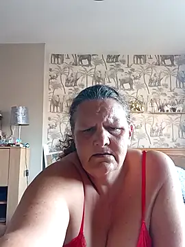 MissQueenBeex online show from 19, 3, 2025