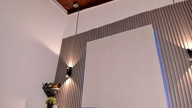 Emmazc  online show from 22, 11, 2025