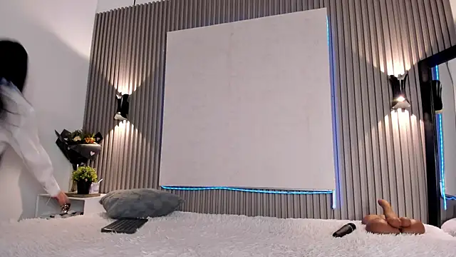 Emmazc  online show from 21, 11, 2025