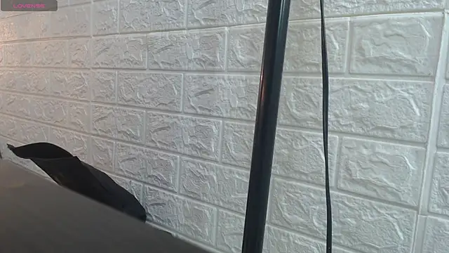 nei girl online show from 28, 11, 2025