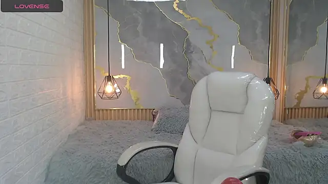 nei girl online show from 14, 10, 2025