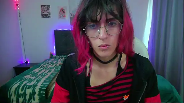 Snapshot of goth_minerva chatting on 2, 2, 2026 goth minerva online show from 2, 2, 2026