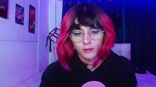 goth minerva online show from 4, 11, 2025