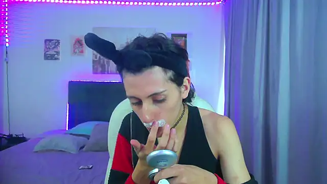 goth minerva online show from 11, 5, 2026