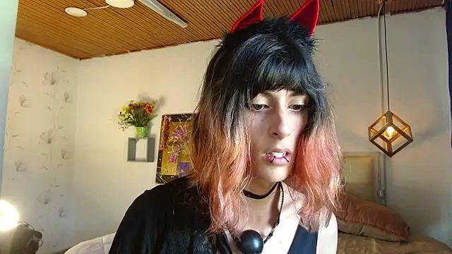 goth minerva online show from 19, 3, 2025