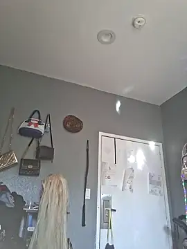 ItsBarbieBitcxxxx69 online show from 23, 10, 2025