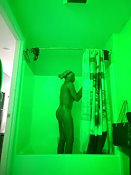 ItsBarbieBitcxxxx69 online show from 1, 4, 2026