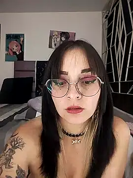 KARINNA  RAVEN online show from 4, 3, 2026