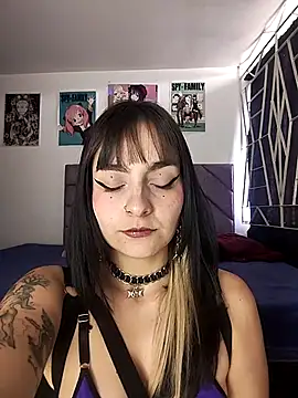 KARINNA  RAVEN online show from 7, 5, 2026