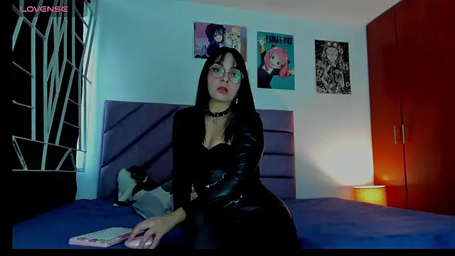 KARINNA  RAVEN online show from 23, 5, 2026