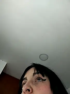 KARINNA  RAVEN online show from 23, 10, 2025