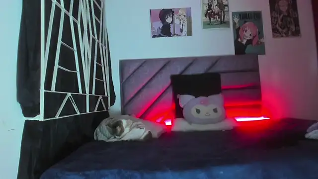 KARINNA  RAVEN online show from 2, 12, 2025