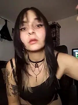 KARINNA  RAVEN online show from 1, 3, 2026