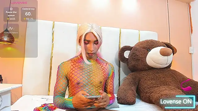 Electtra Scretch online show from 31, 3, 2026