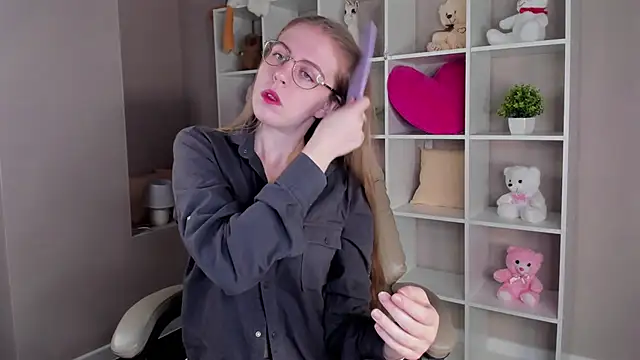 Joann Shermann online show from 11, 11, 2025