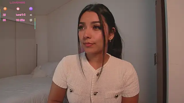 ariana bae  online show from 27, 2, 2026