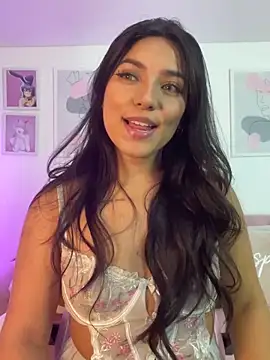 ariana bae  online show from 18, 3, 2025