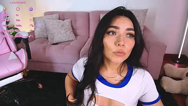 ariana bae  online show from 25, 11, 2025