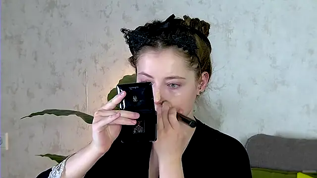 AshleyD  online show from 24, 11, 2025