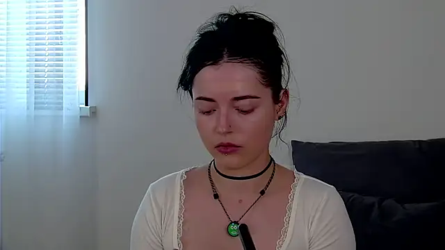 AshleyD  online show from 1, 6, 2026