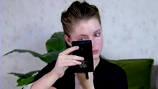 AshleyD  online show from 3, 10, 2025