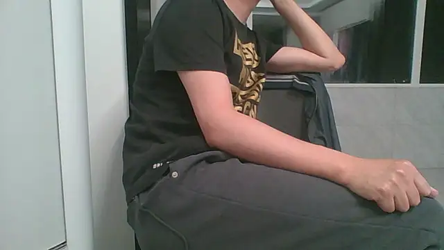 Snapshot of nole_china7 chatting on 4, 12, 2025 nole china7 online show from 4, 12, 2025