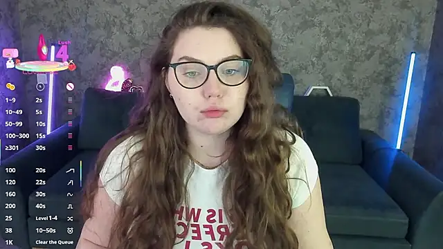 LuxSopphia online show from 28, 2, 2026