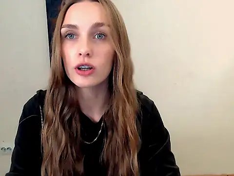 Snapshot of Doll_Angelina chatting on 11, 10, 2025 Doll Angelina online show from 11, 10, 2025