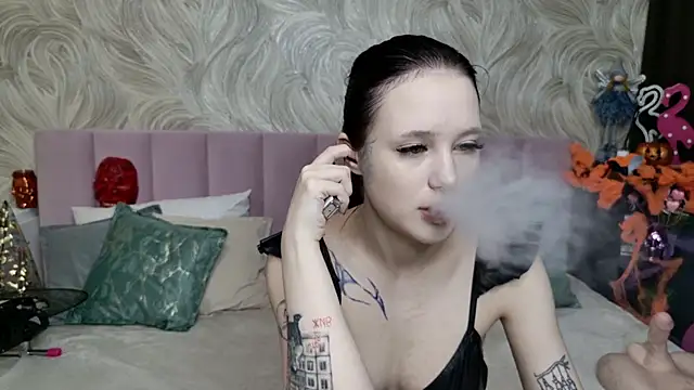 CarolineTenders online show from 29, 10, 2025