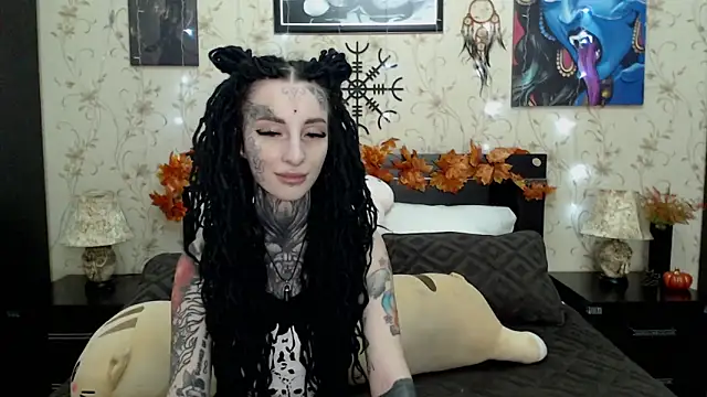 Velvetbat online show from 6, 11, 2025