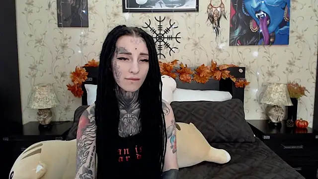 Velvetbat online show from 5, 10, 2025