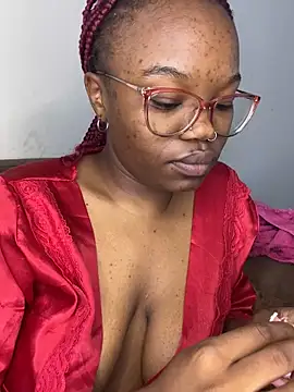YummyMelanin117 online show from 4, 5, 2026