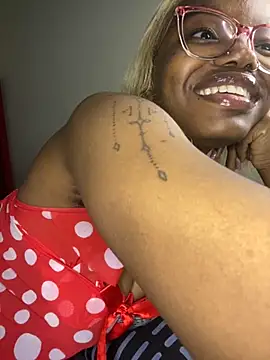 YummyMelanin117 online show from 2, 10, 2025