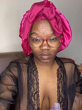 YummyMelanin117 online show from 4, 3, 2026